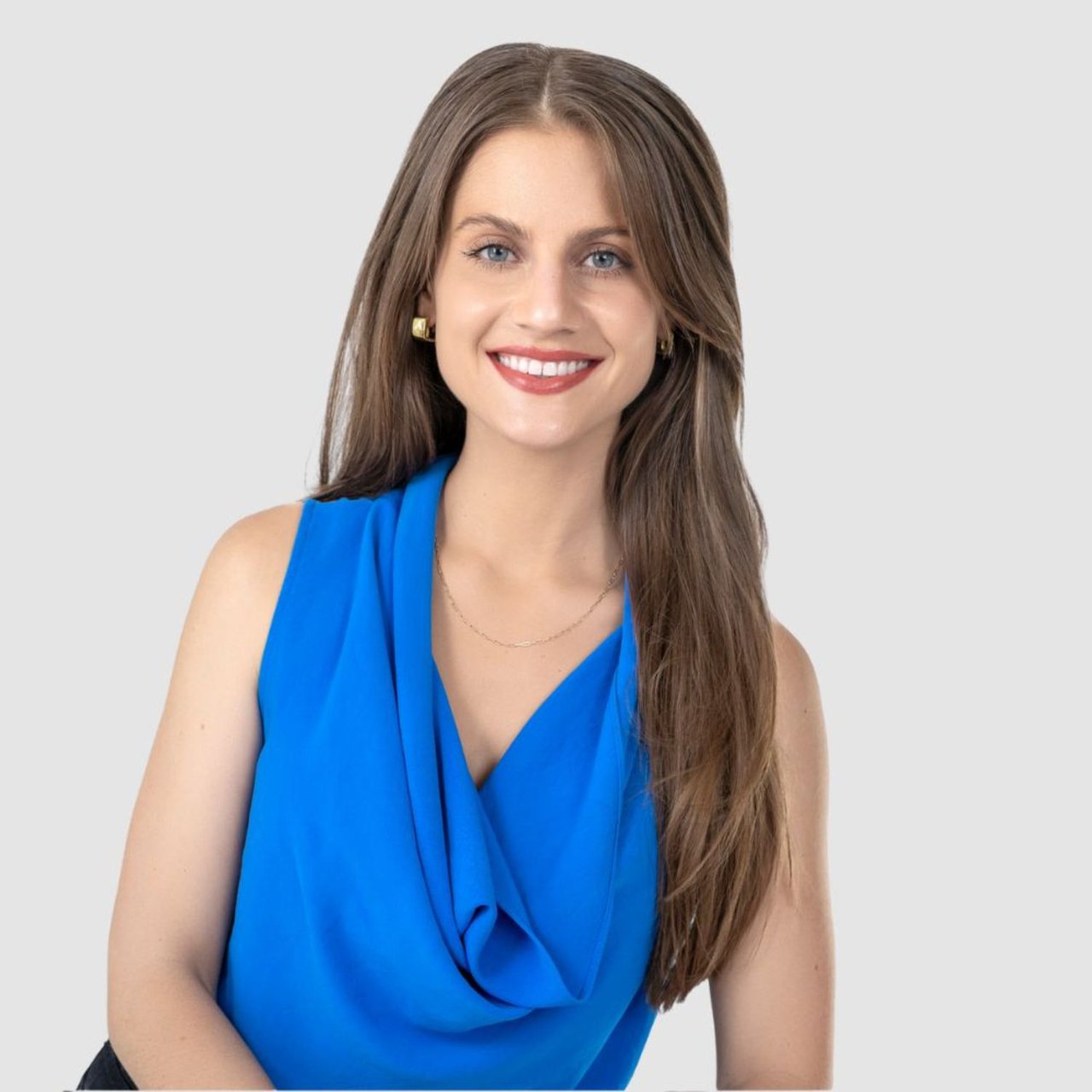 Lejla Ahmetspahic Redwood City, CA Real Estate Agent Headshot