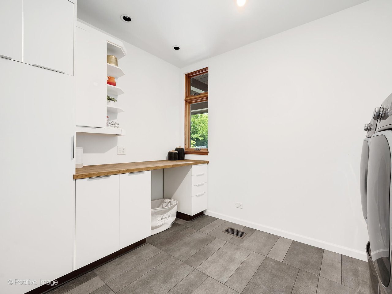 1040 S Edgewood