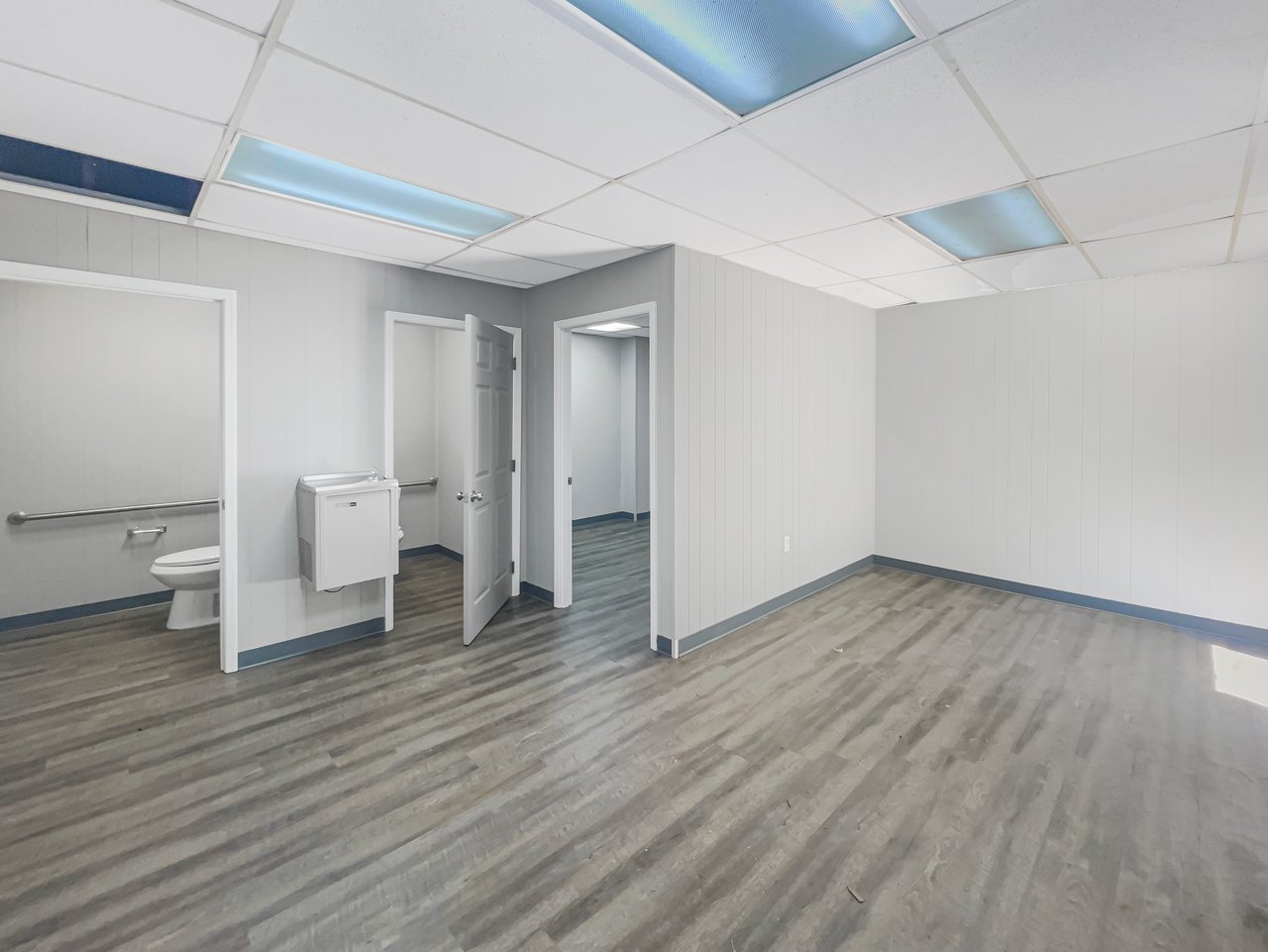 800 Industrial Circle