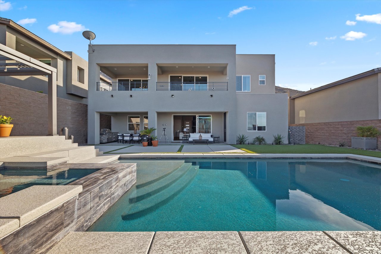 258 Shaded Canyon Drive
