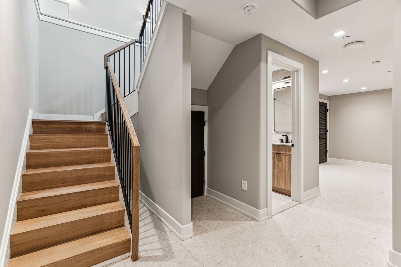 342 S Hicks St, Philadelphia, PA 19102