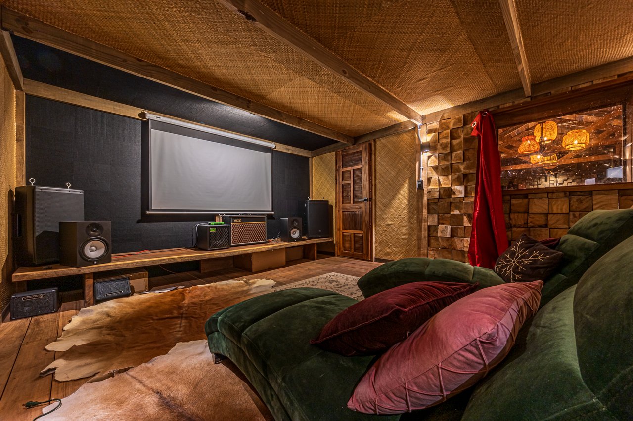 2.56 ACRES – 3 Bedroom Artistic Architectural Masterpiece, Recording Studio, Ocean View, Pool, 1 Bedroom Guest House!!!