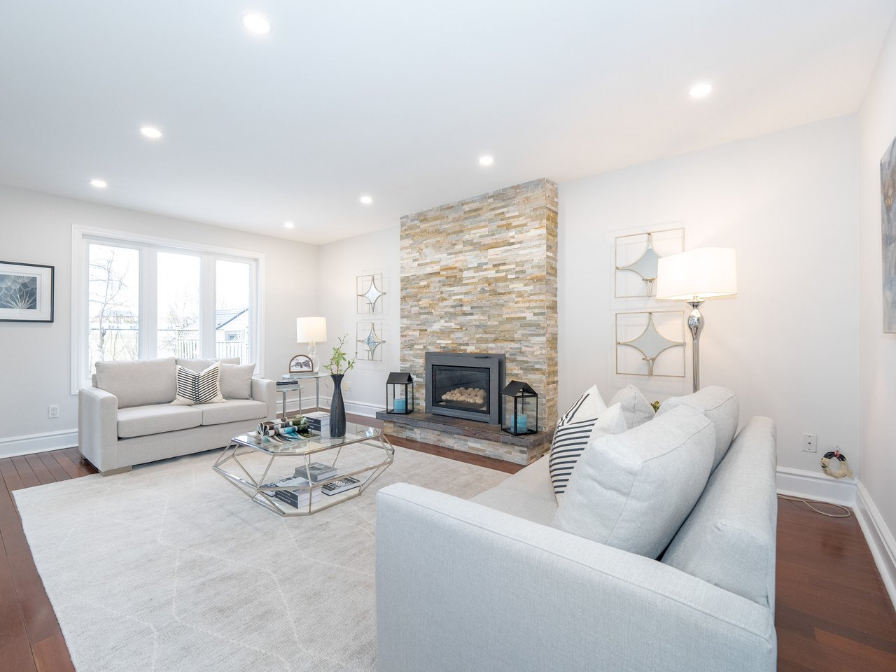 146 Valleymede Dr