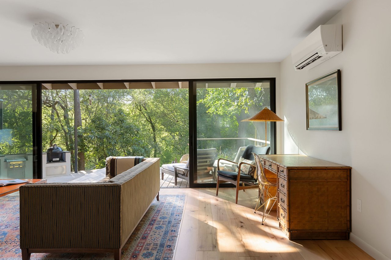 Great Oaks Tree House