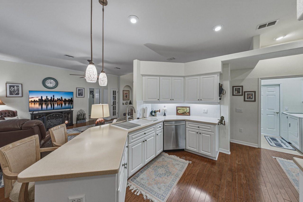 12215 WOODLANDS CIR