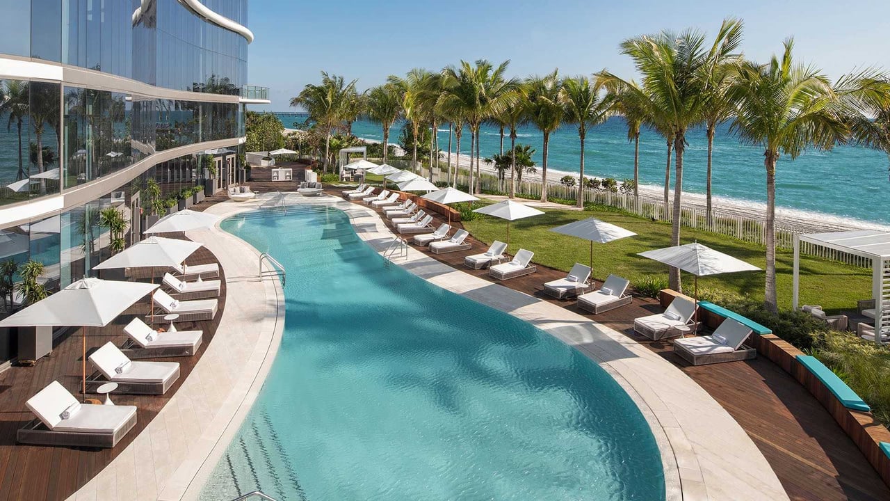 Ritz-Carlton Sunny Isles swimming pool 
