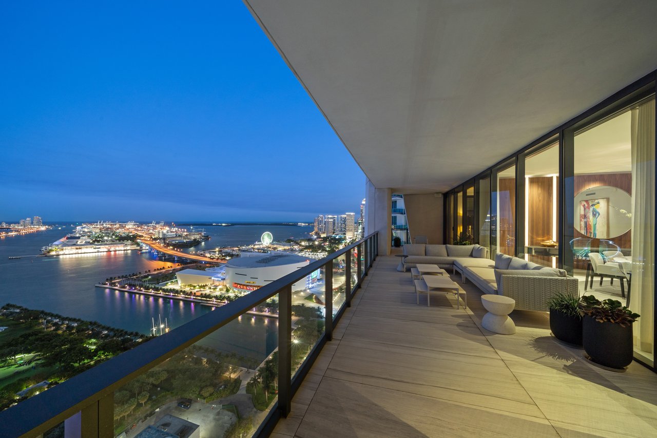 One Thousand Museum Signature Residence