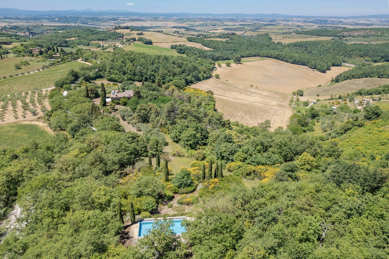 Villa - San Giovanni d'Asso (Siena)