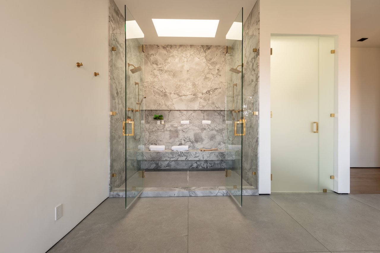 13331 Mulholland Dr, Beverly Hills