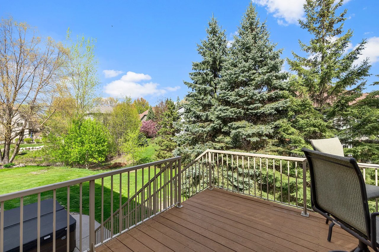 Hanson-Built Model Home on Quiet Cul-De-Sac