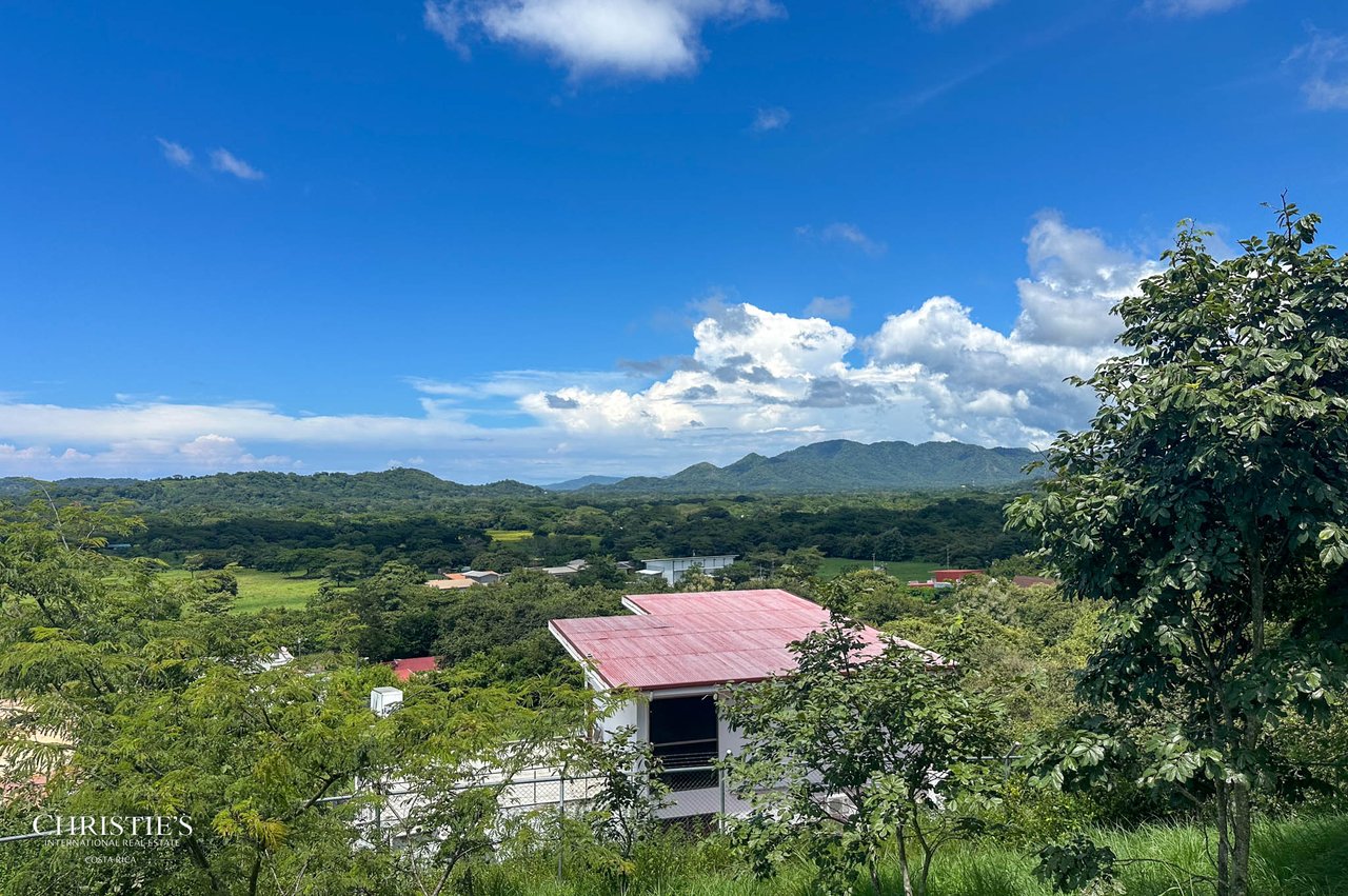 Residential Development Opportunity in Tun Tun Gated Community