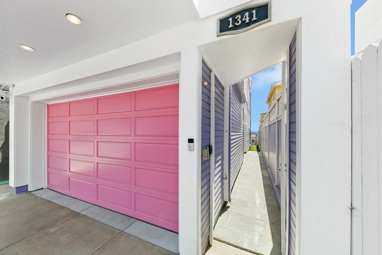 1341 Palisades Beach Rd