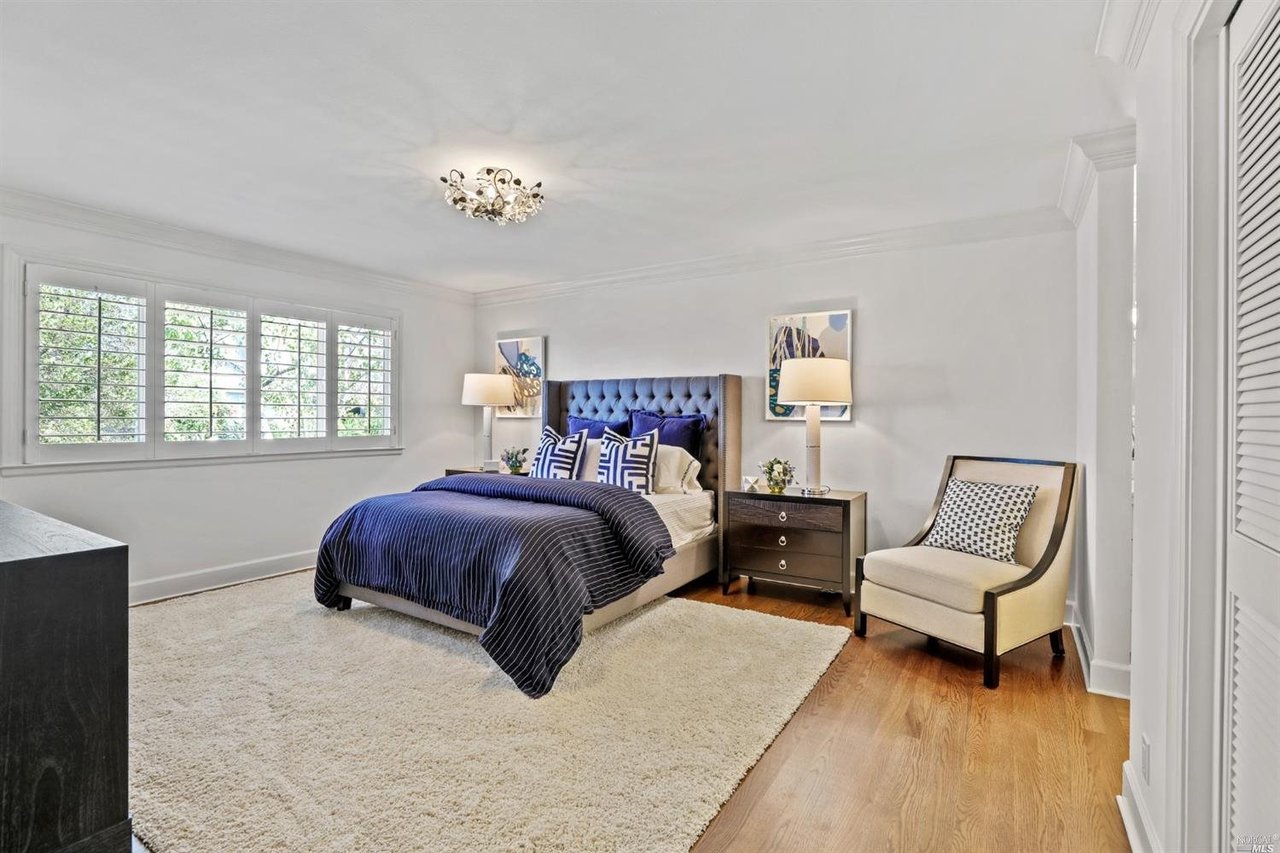 151 Fernwood Dr