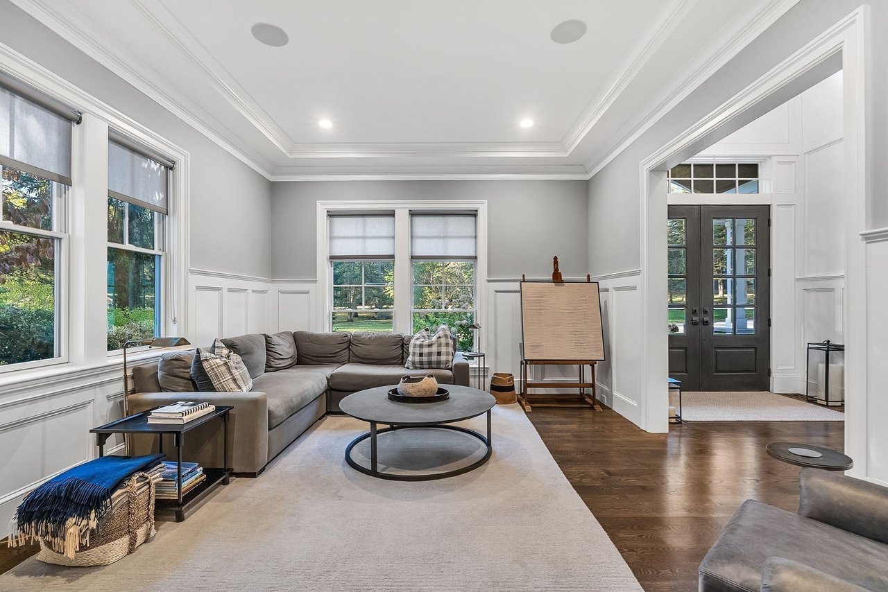 48 Country Club Road