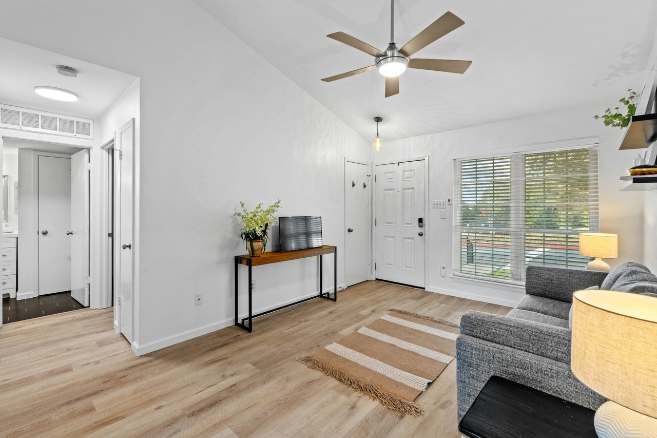 Bright & Chic Corner Lot Home in Coppertree Condos