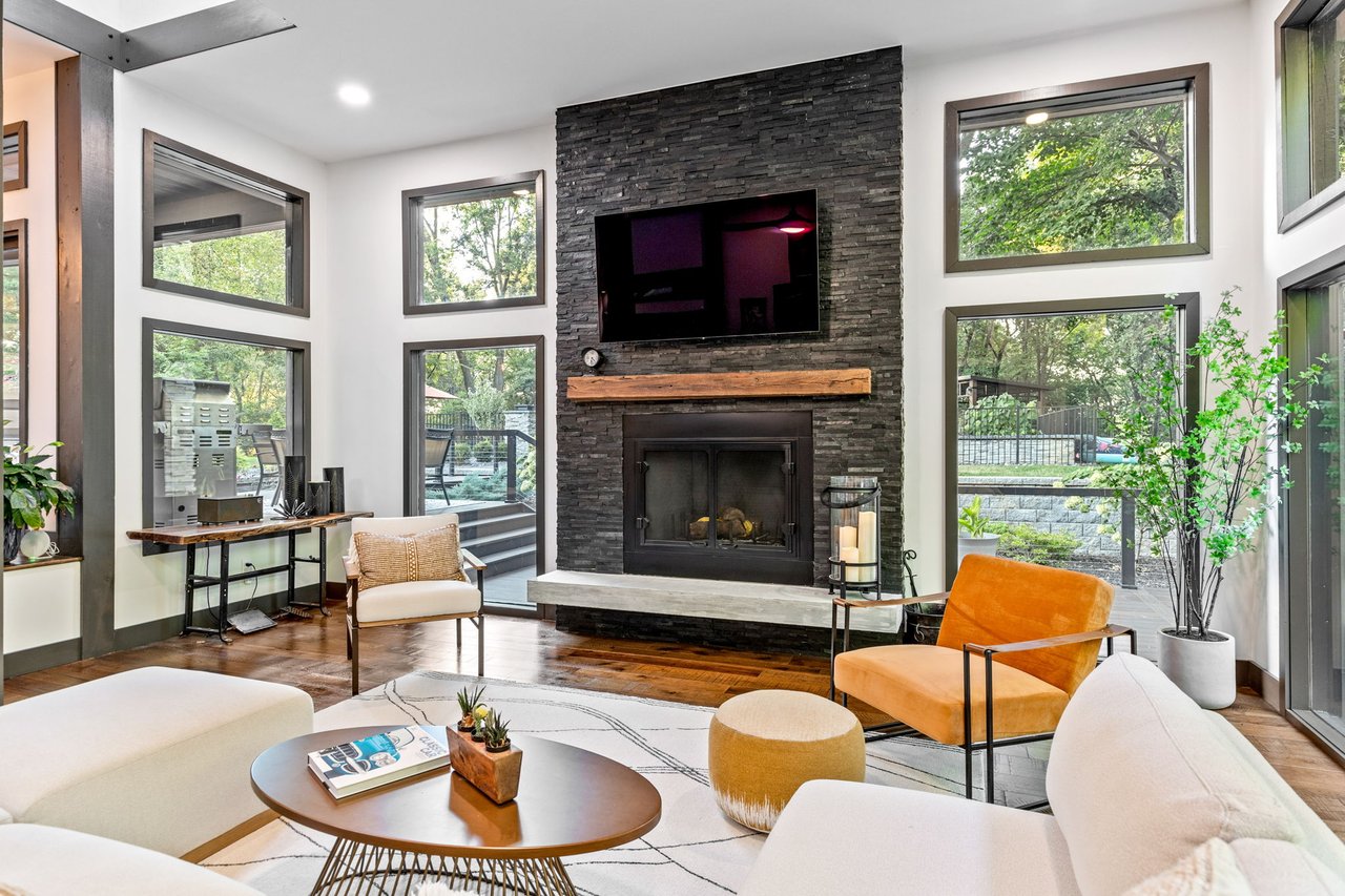 3732 Runnymede Drive