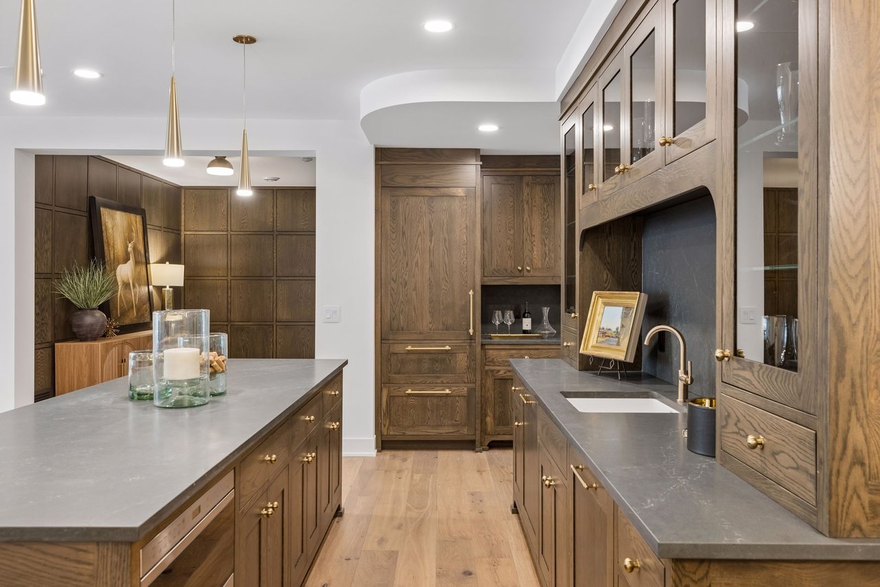 4909 Rolling Green Pkwy, Edina