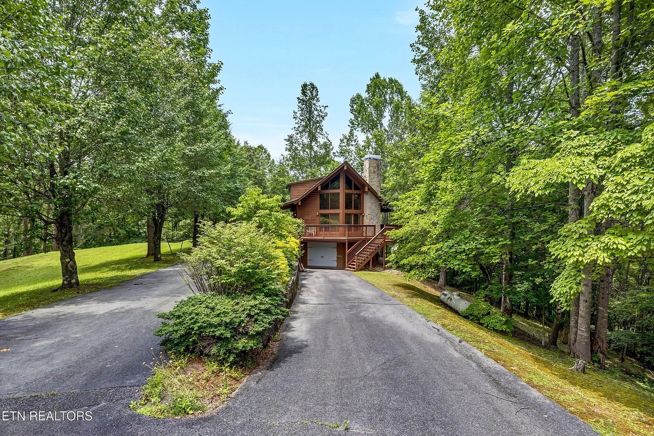 3839 Katelyns Ln