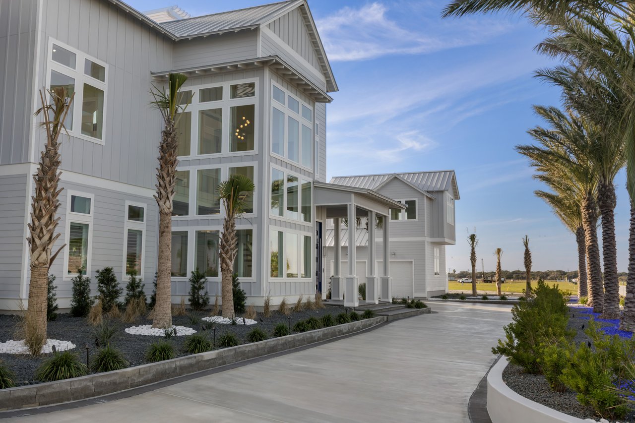 White Label - 305 Estes Drive