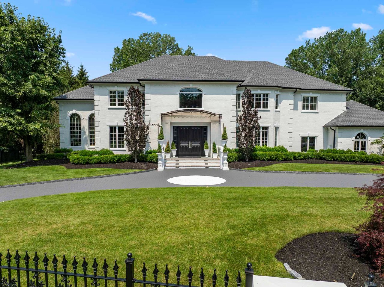 85 Sherwood Rd
