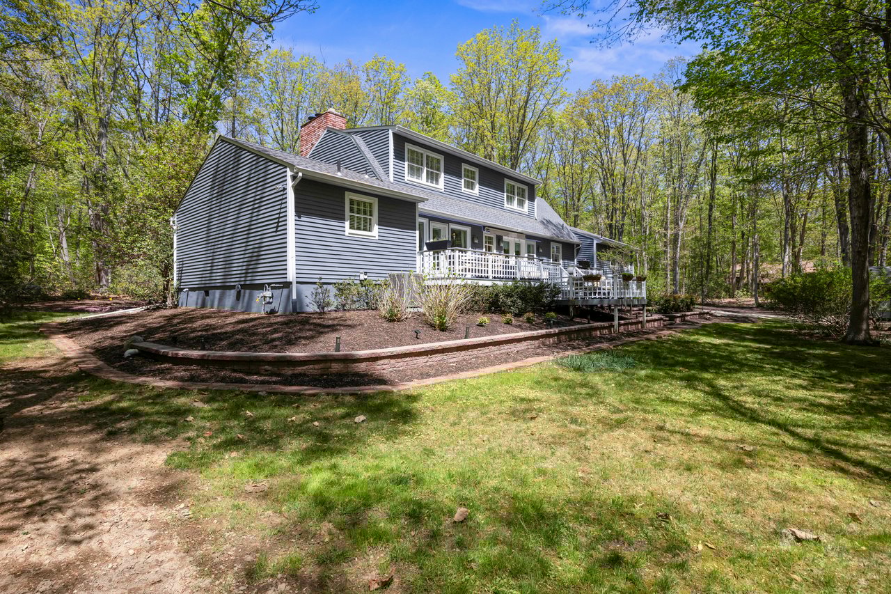 126 S Foxford Ln