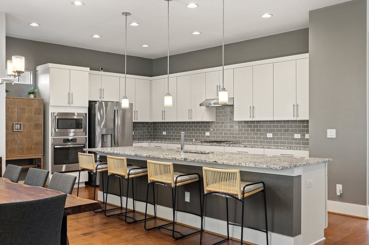 16208 Sydney Carol Ln