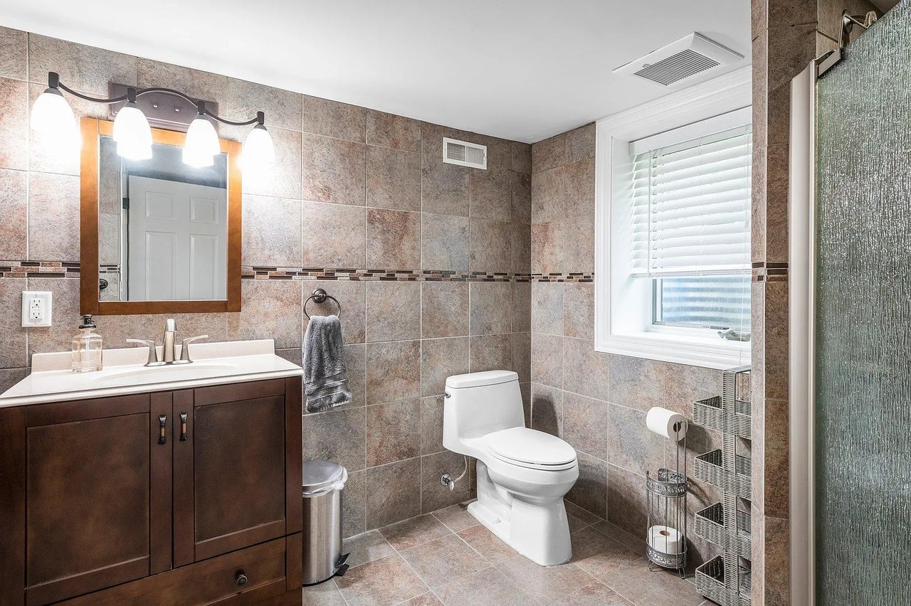 Updated Rambler in the Heart of Minnetonka