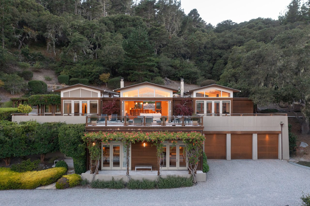 Where Modern Elegance Meets Coastal Serenity