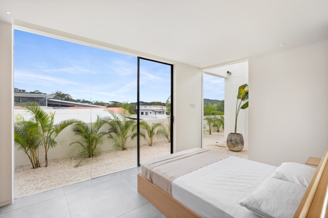 Villa Juba | Contemporary 4-Bedroom Villa with Mono Loco Beach Club Membership in Tamarindo