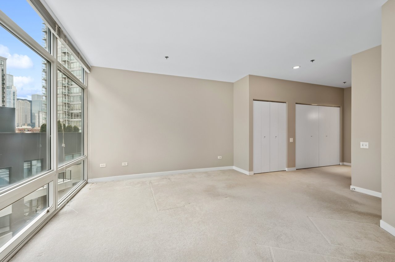 510 W Erie St Unit 604