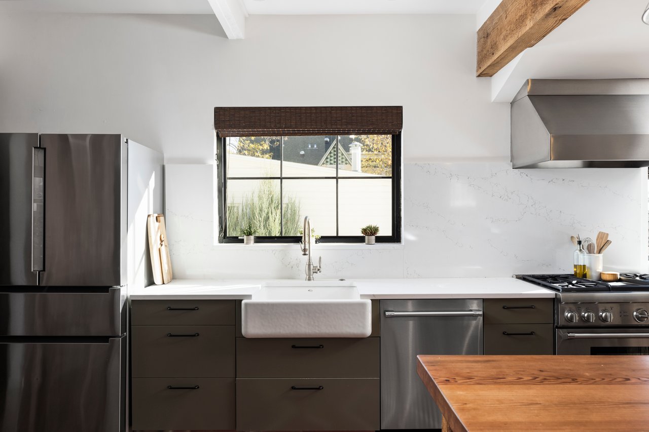 1830 Mapleton Avenue