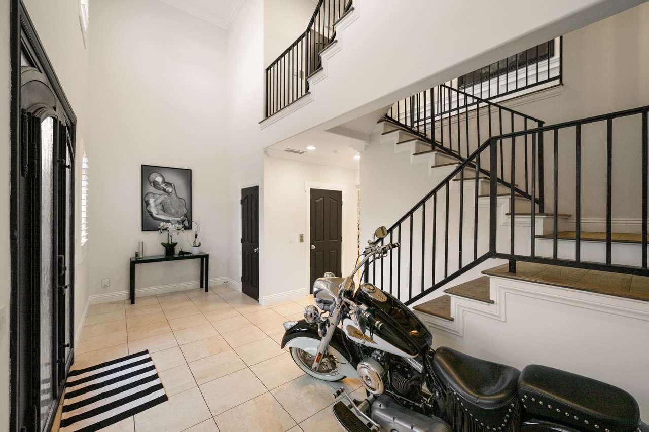 2209 Banyan Dr, Brentwood