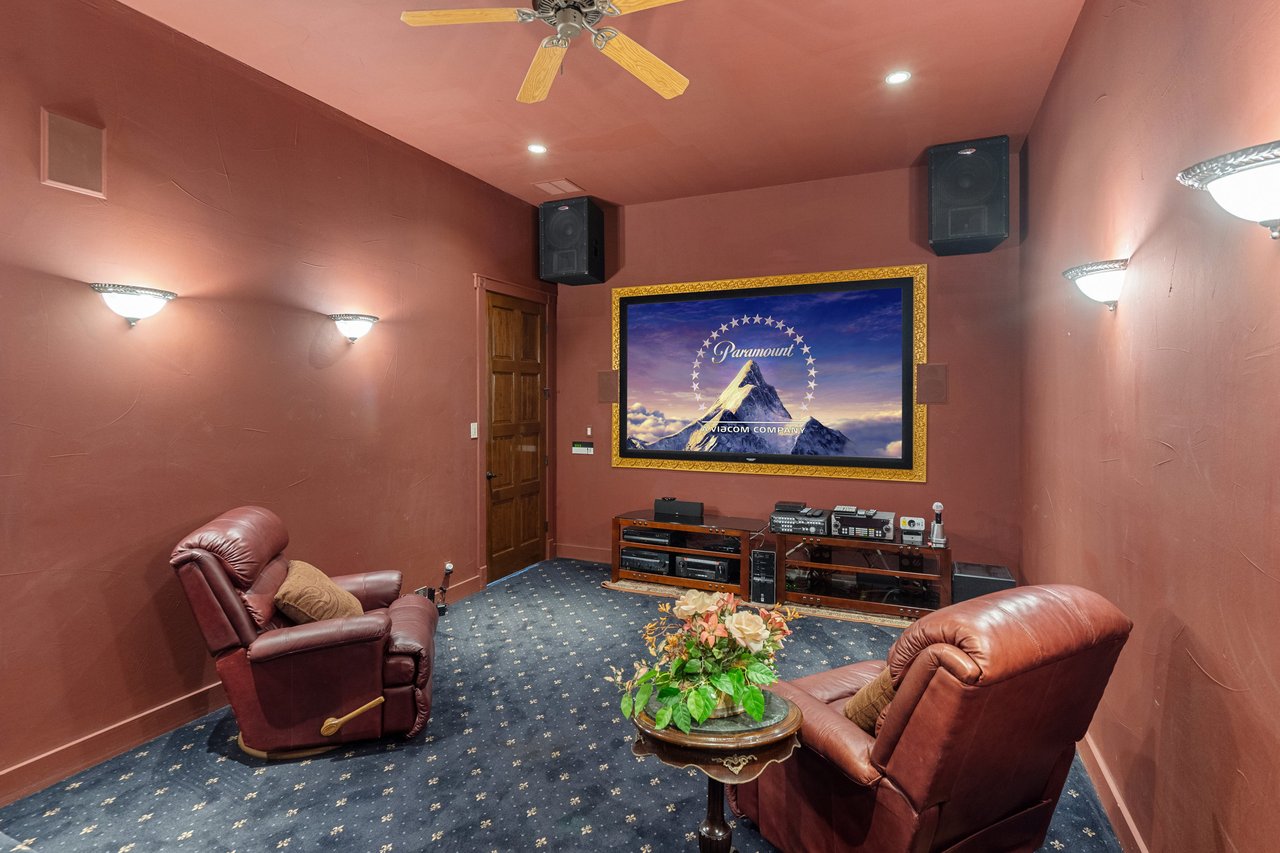 A Rare West Austin Estate on 32 Unrestricted Acres