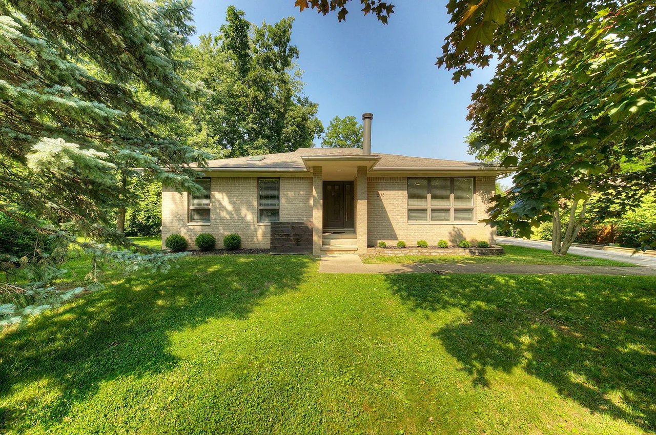 2143 Somerset Rd