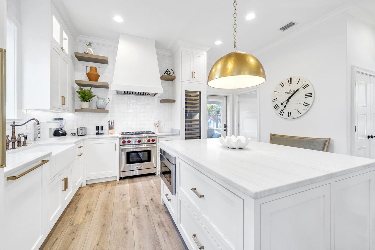 334 Seabreeze Blvd Sold | Inlet Beach Home with Carriage House