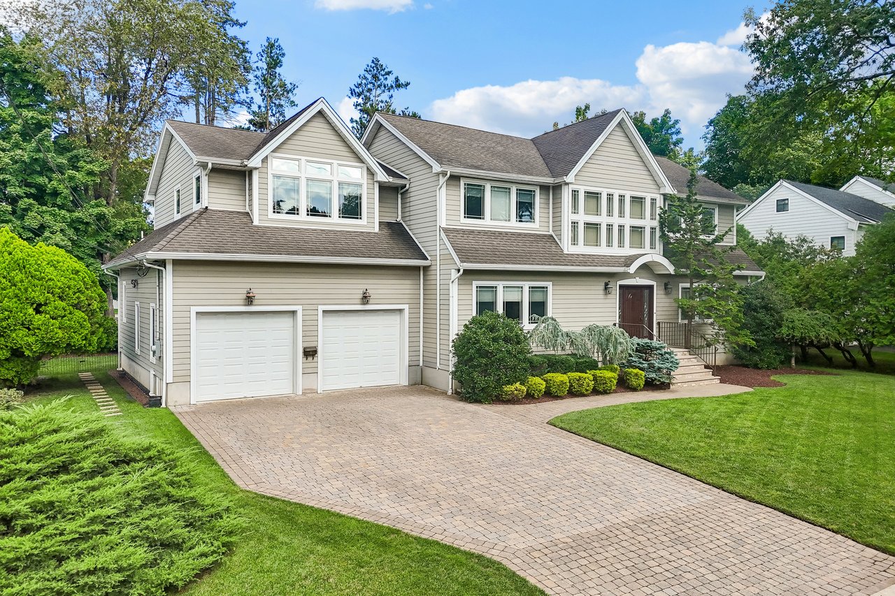 8 Marion Court
