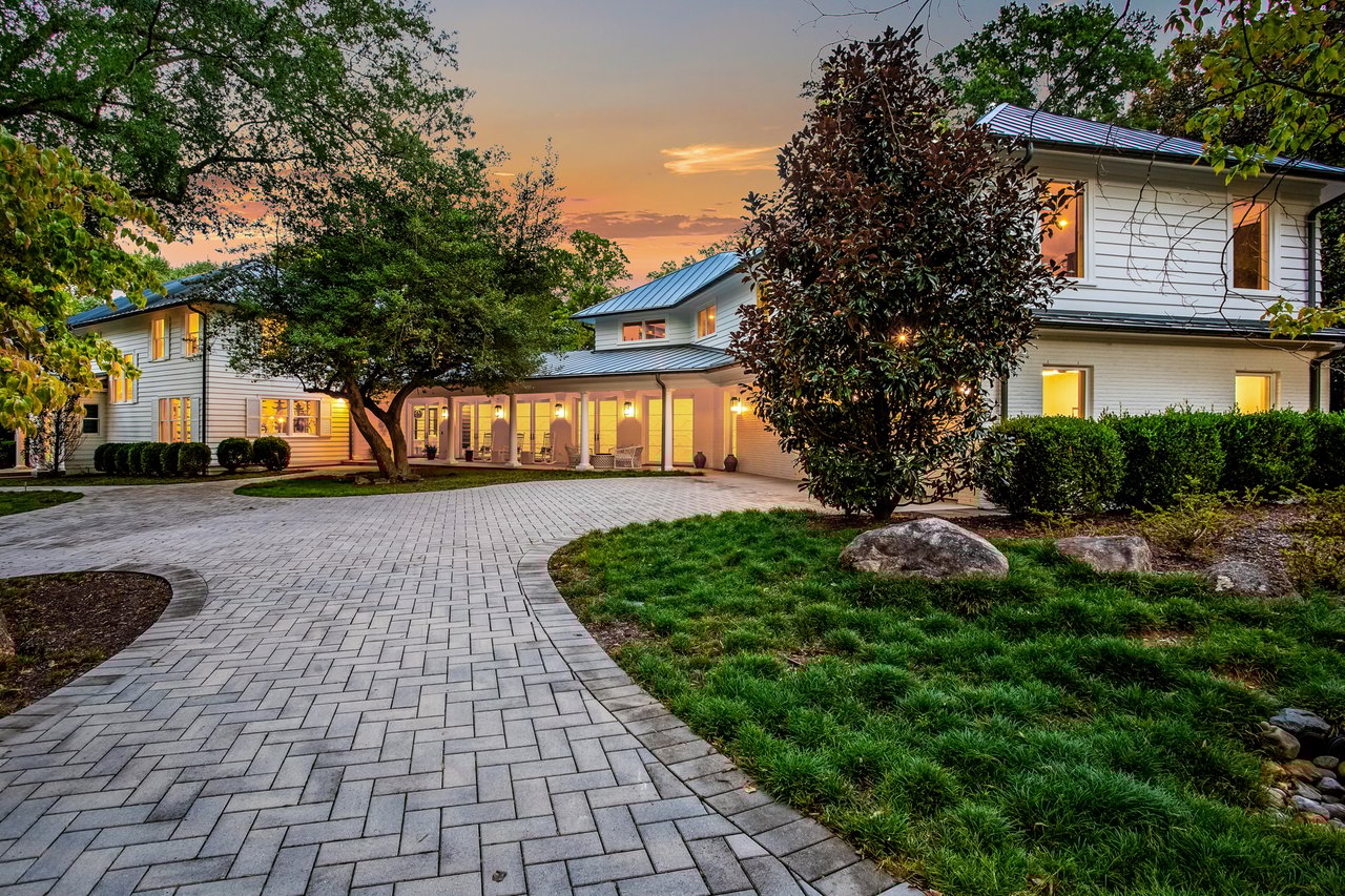 330 Tenney Cir