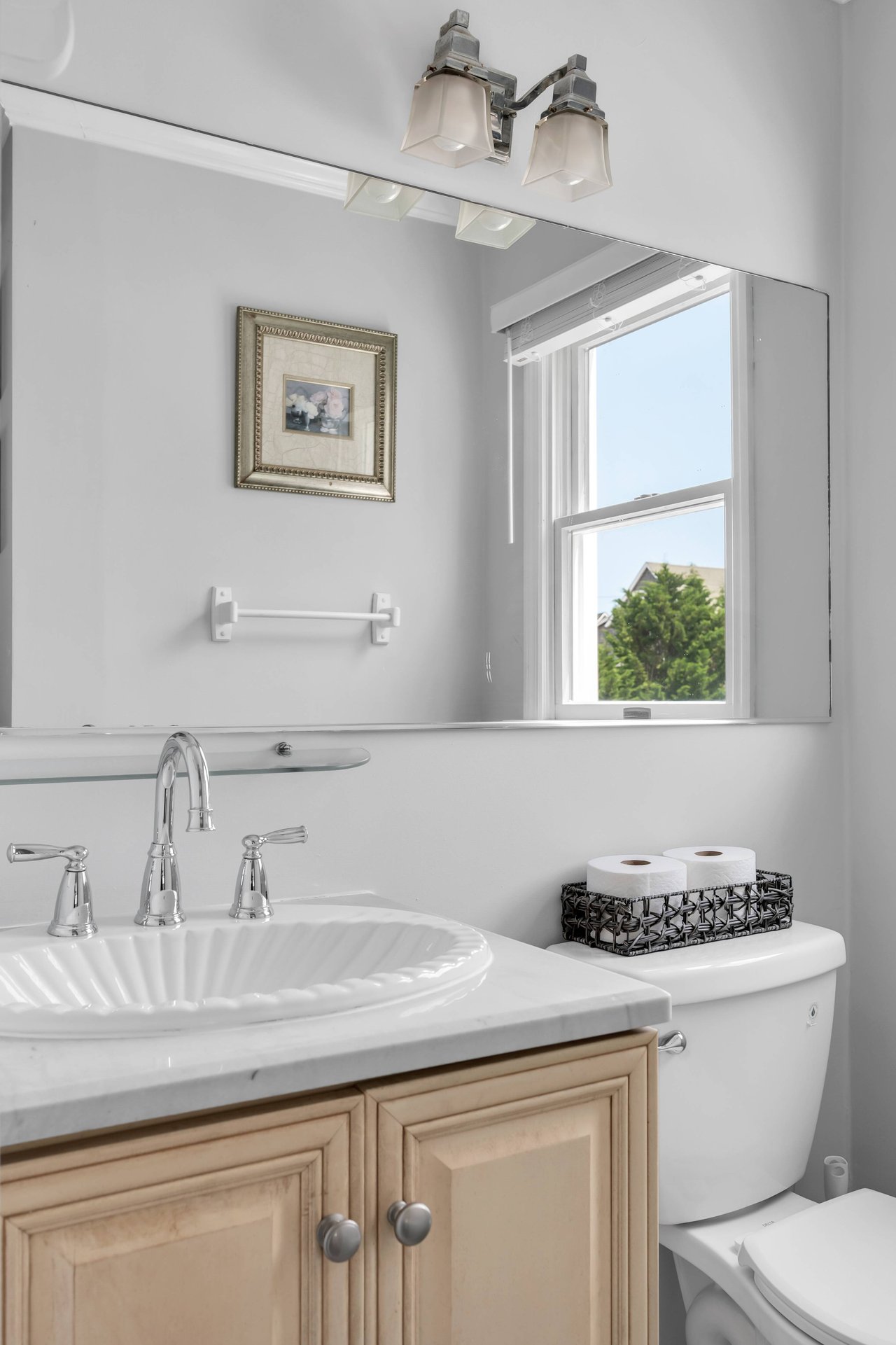 #5 One Bedroom Condo With Outside Seating Area