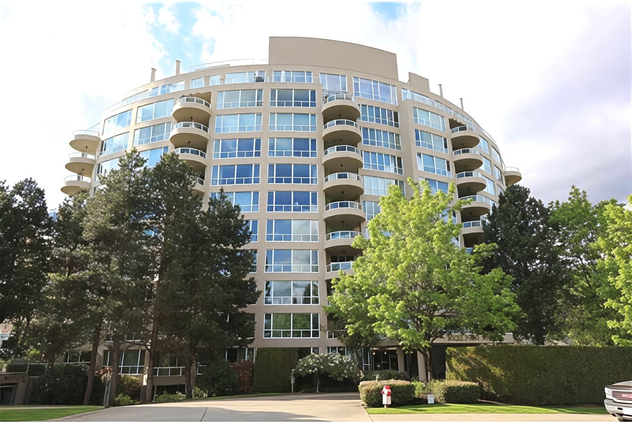 995 Roche Pt Dr, #106