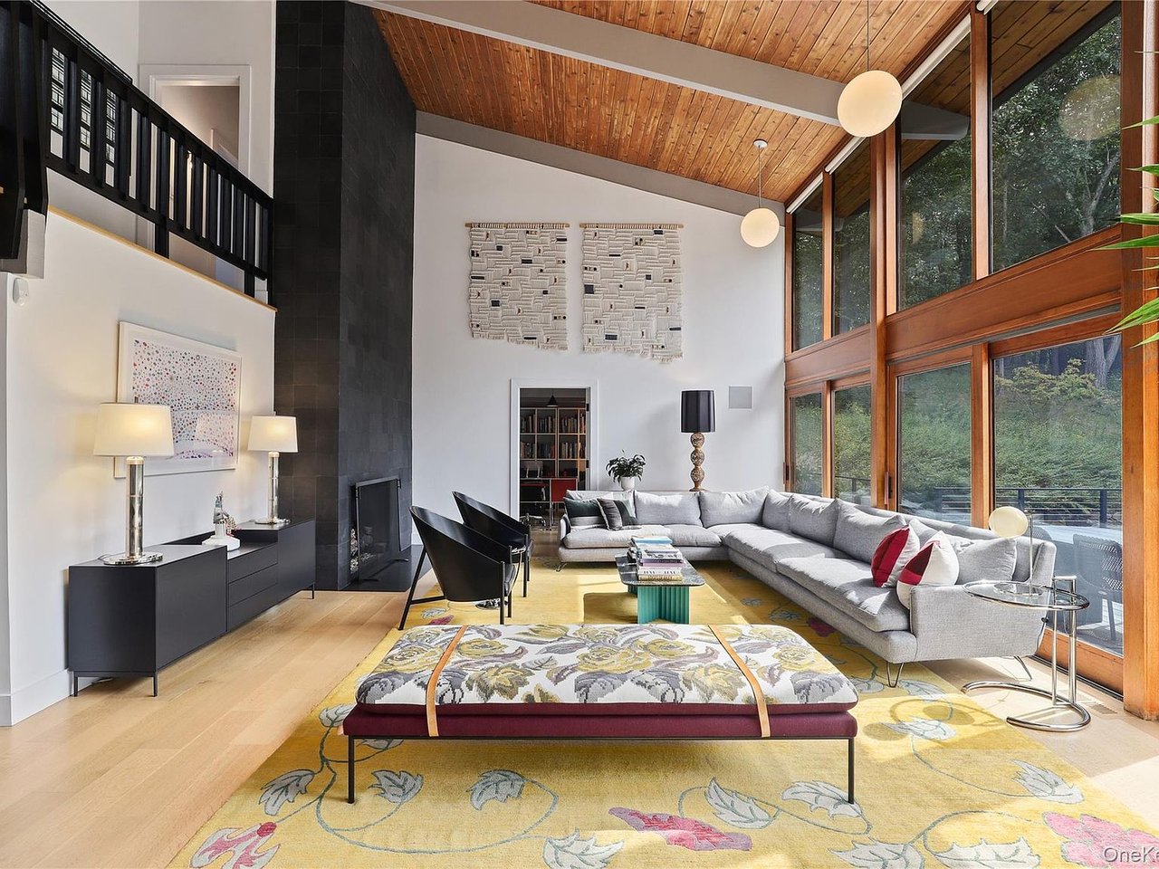 21 Black Spring Road