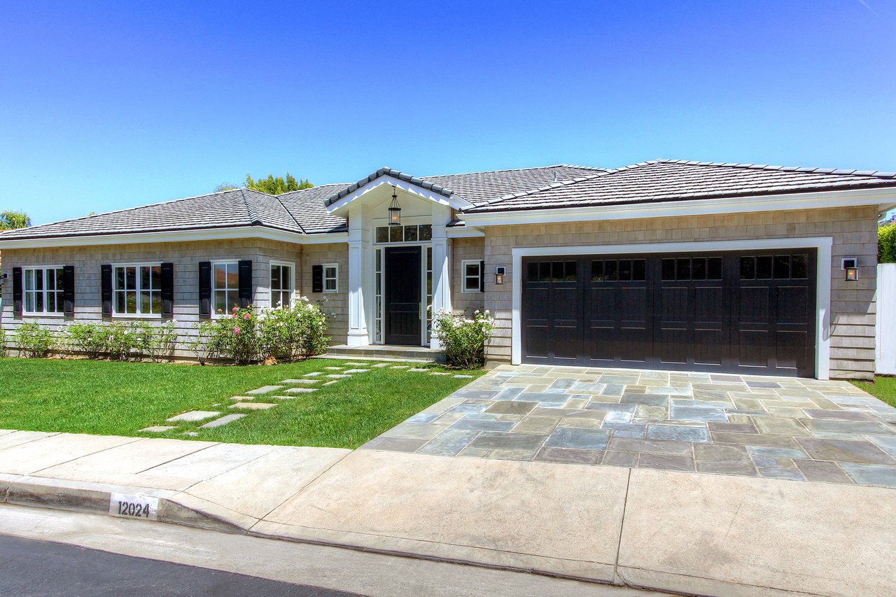 12024 Summit Cir