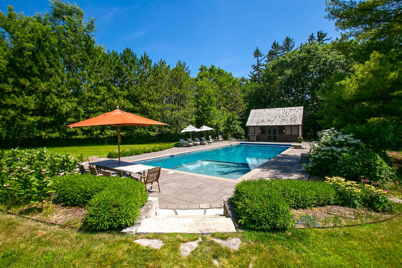 Gorgeous Orono Retreat // Estate Setting