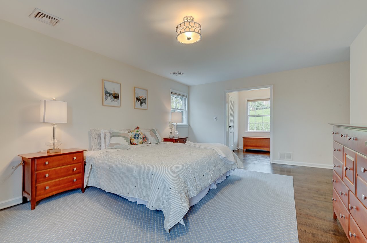 11 Ramsey Dr