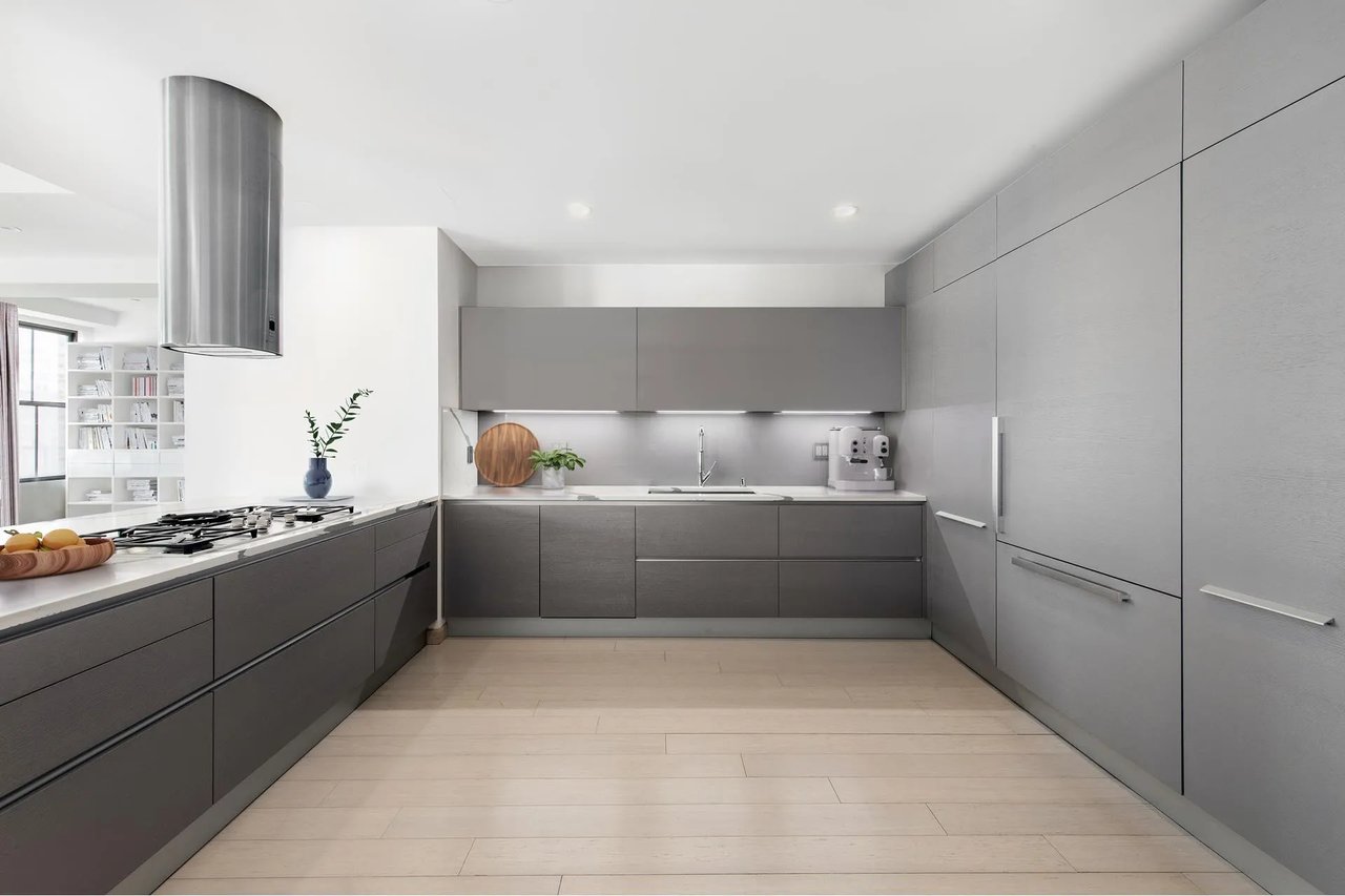 236 West 26th St, #7NW
