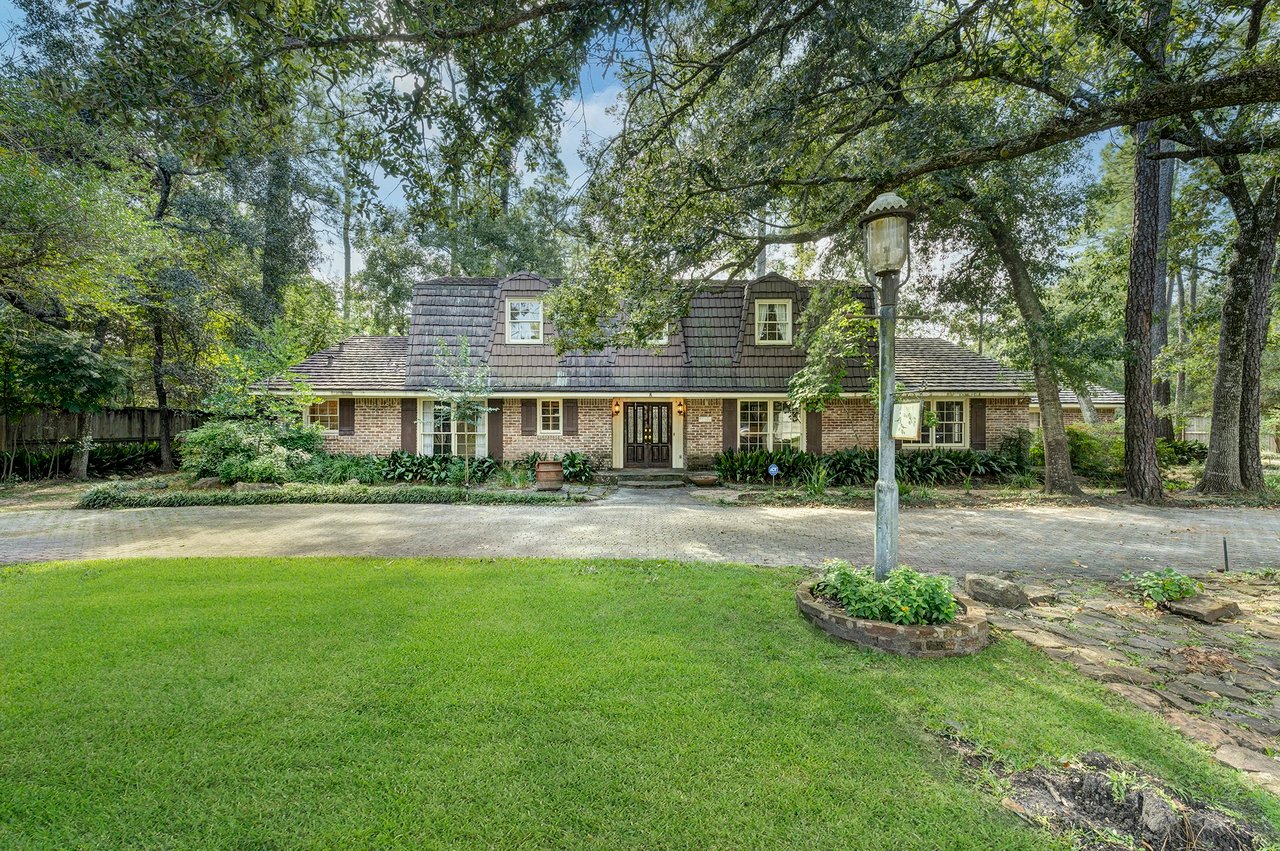 11907 Laurie Ln