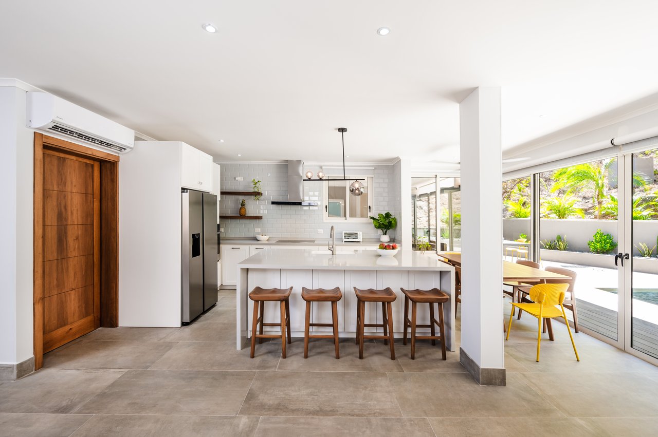 Casa Escondida & Casa Jungla, Miramar 47 | Dual Luxury Ocean-View Estate in Mar Vista, Playa Flamingo