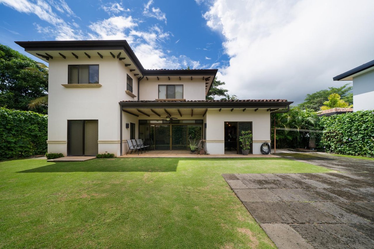 Casa Cali | Modern 3-Bedroom Turnkey Home in Pacific Residences – Minutes from Tamarindo Beach