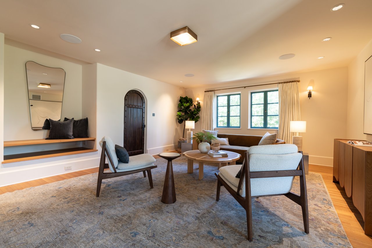 3842 Carnavon Way, Los Feliz 