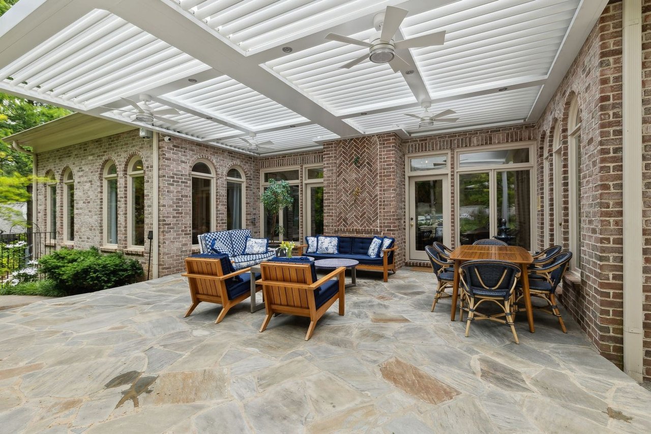 915 Calloway Dr