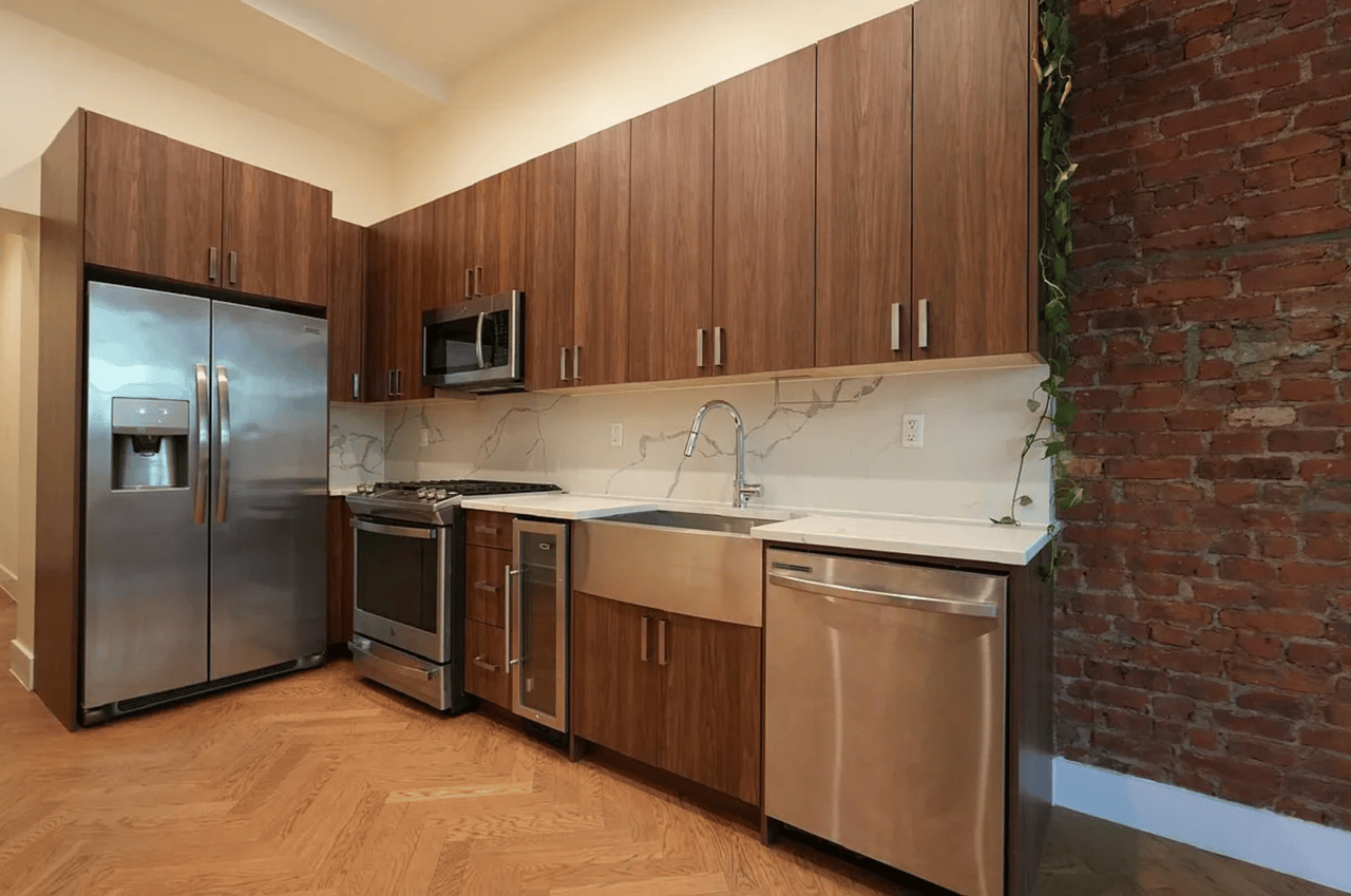 921 Washington Avenue #209